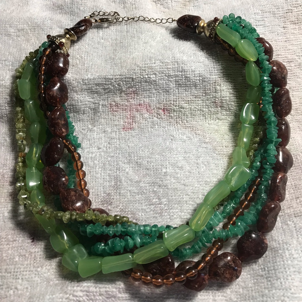 Costume Necklace Preowned